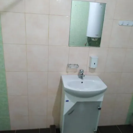 アパート за гости деко ドゥランクラク